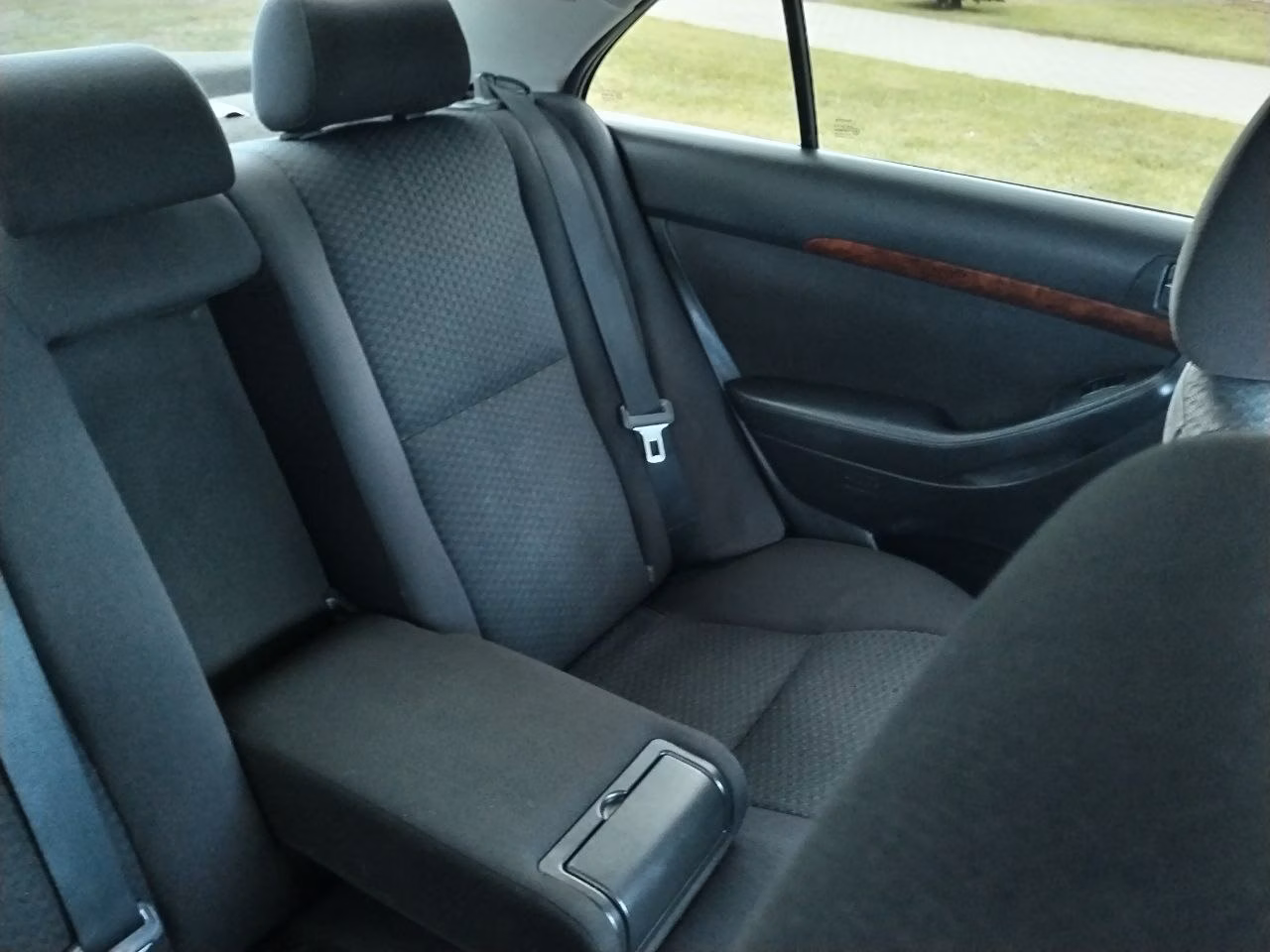 Toyota Avensis фото 23