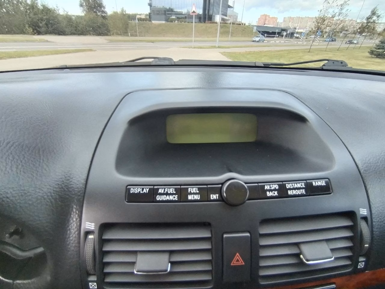 Toyota Avensis фото 21