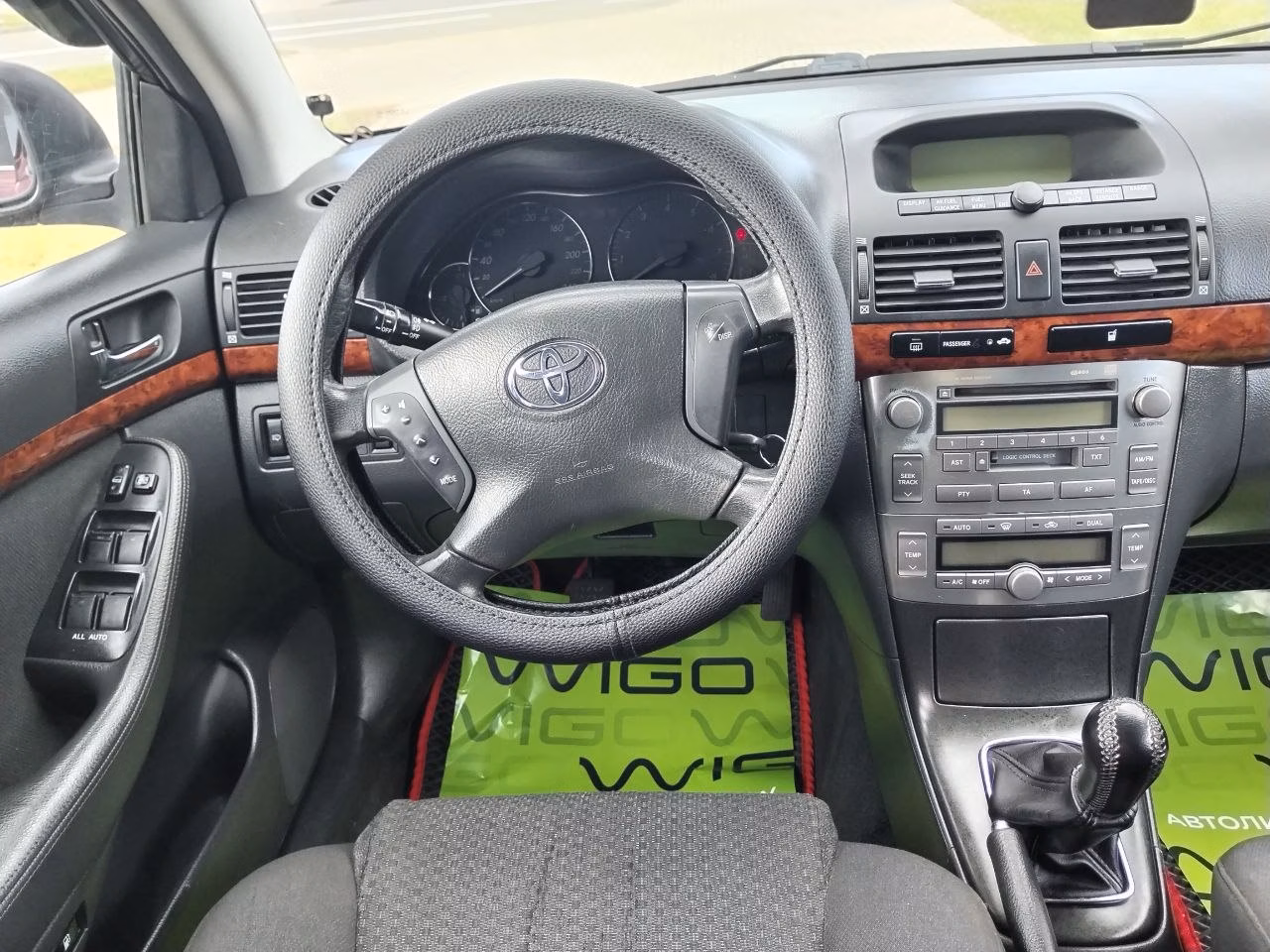 Toyota Avensis фото 24