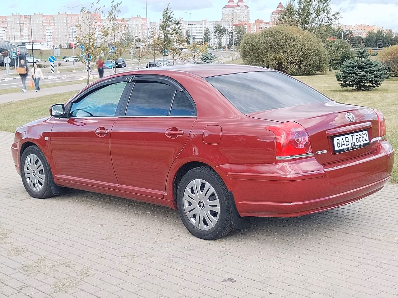 Toyota Avensis фото 6
