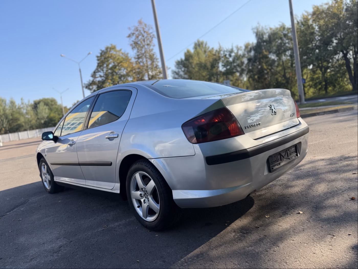 Peugeot 407 фото 10