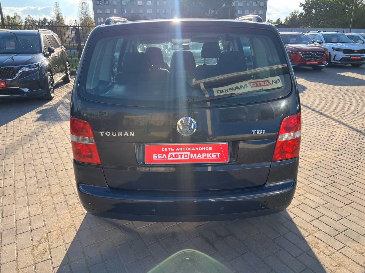 Volkswagen Touran фото 2