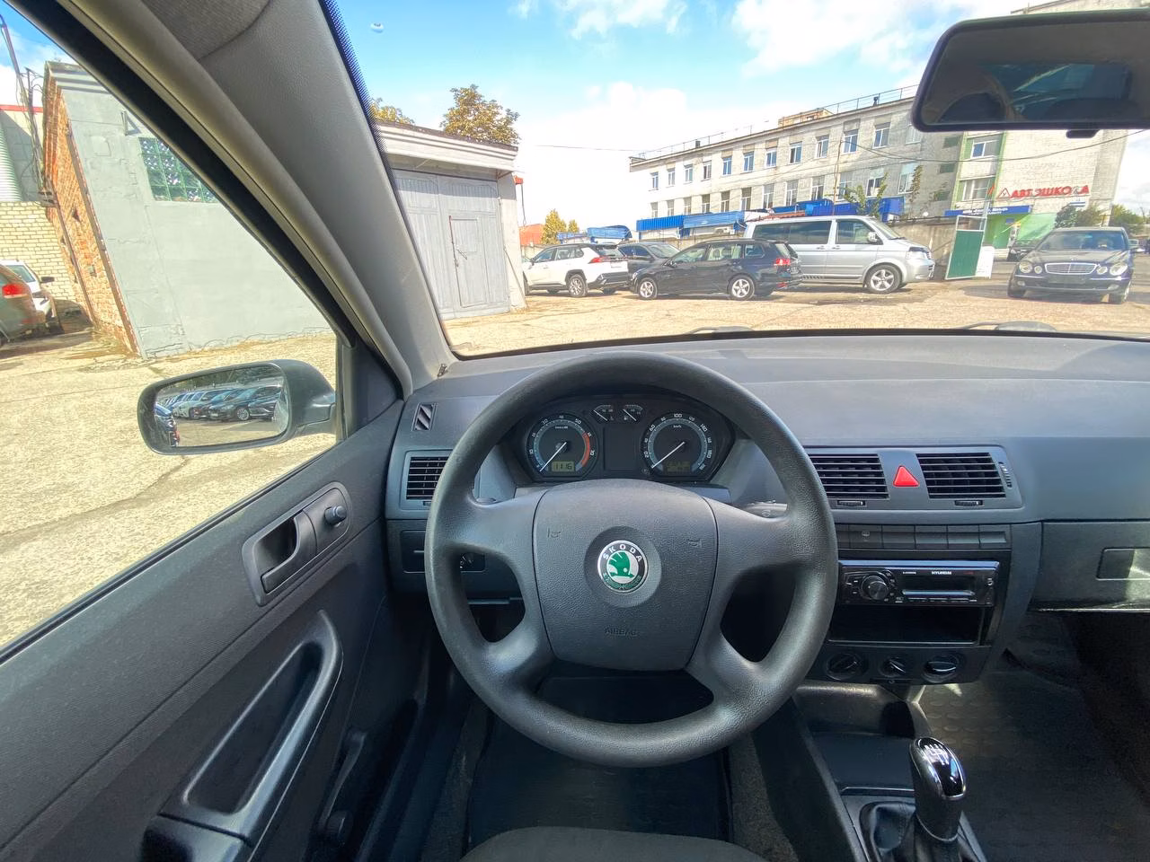 Skoda Fabia фото 14