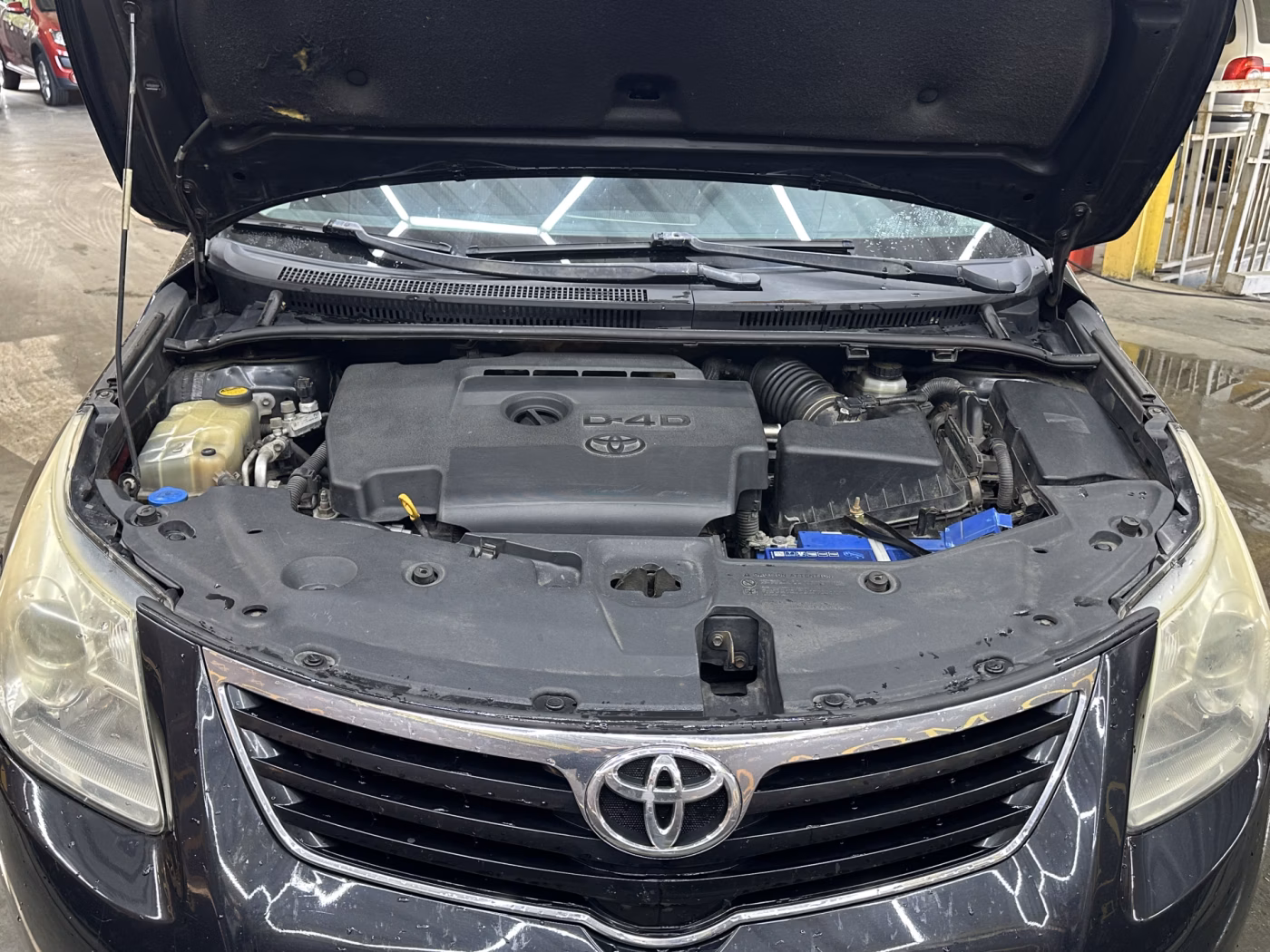 Toyota Avensis фото 30