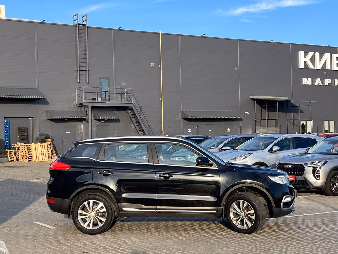 Geely Atlas фото 4