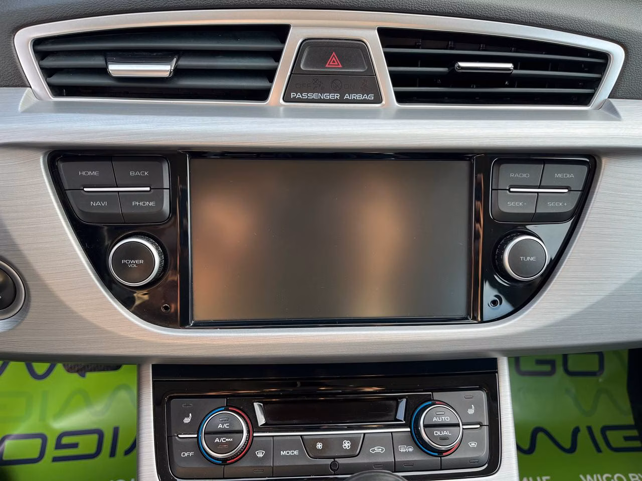 Geely Atlas фото 12