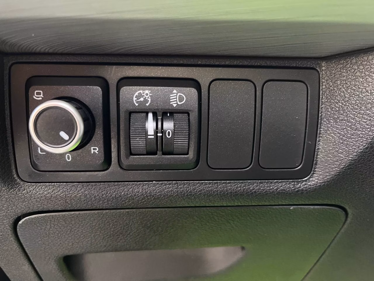 Geely Atlas фото 14