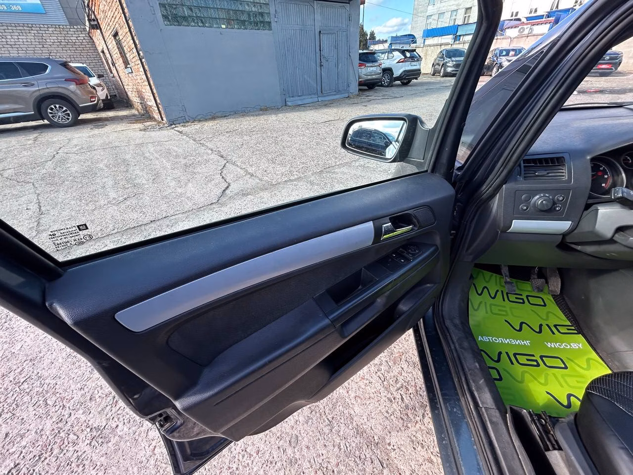 Opel Zafira фото 10