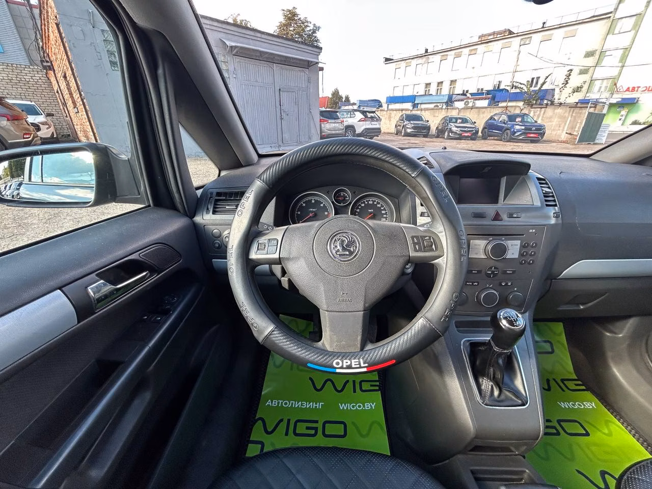 Opel Zafira фото 13
