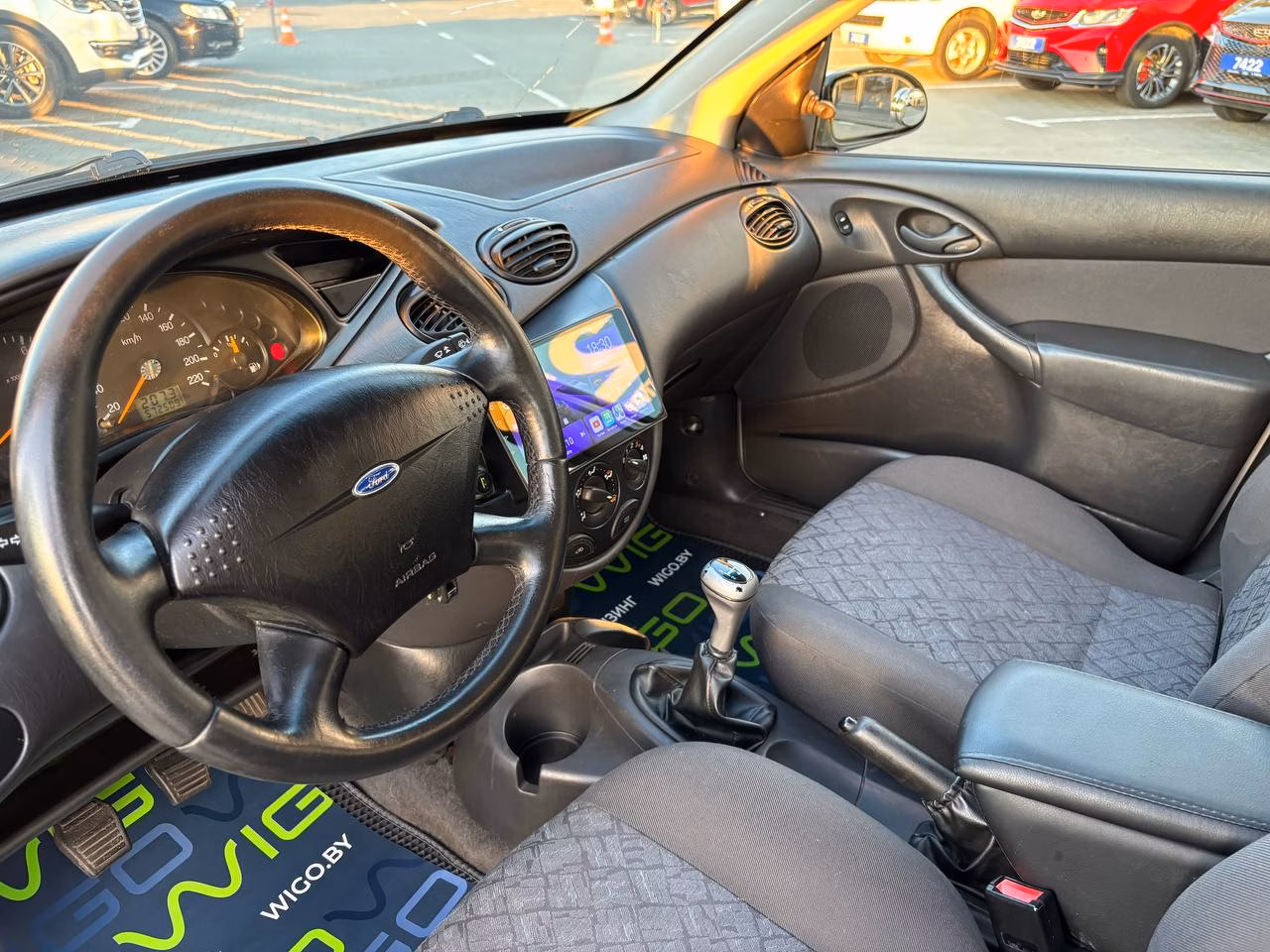 Ford Focus фото 10