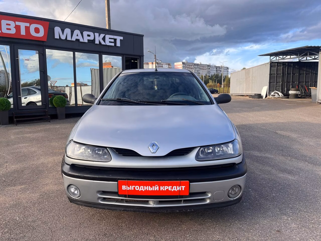 Renault Laguna фото 2