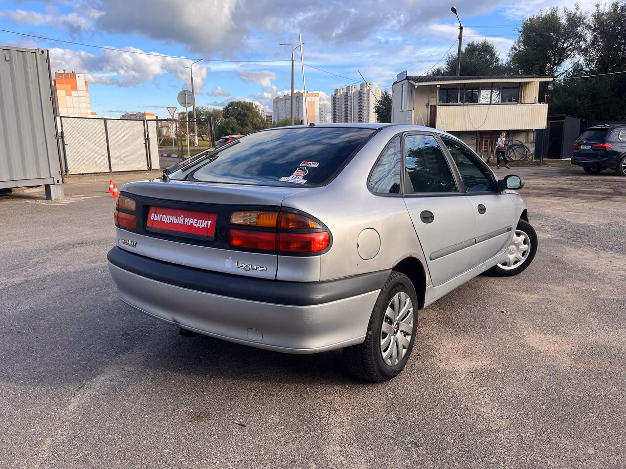 Renault Laguna фото 5