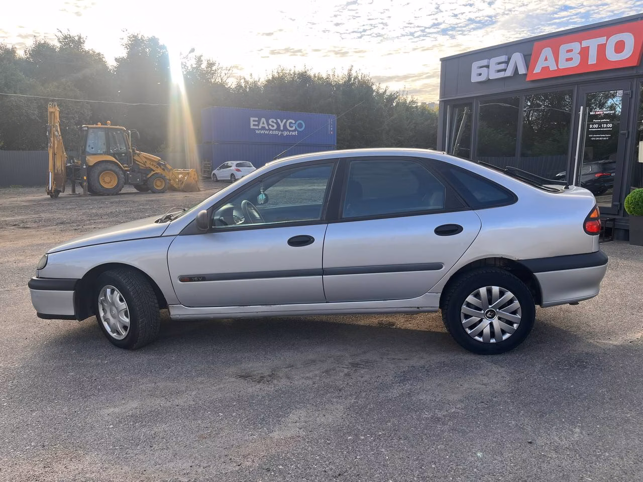 Renault Laguna фото 8