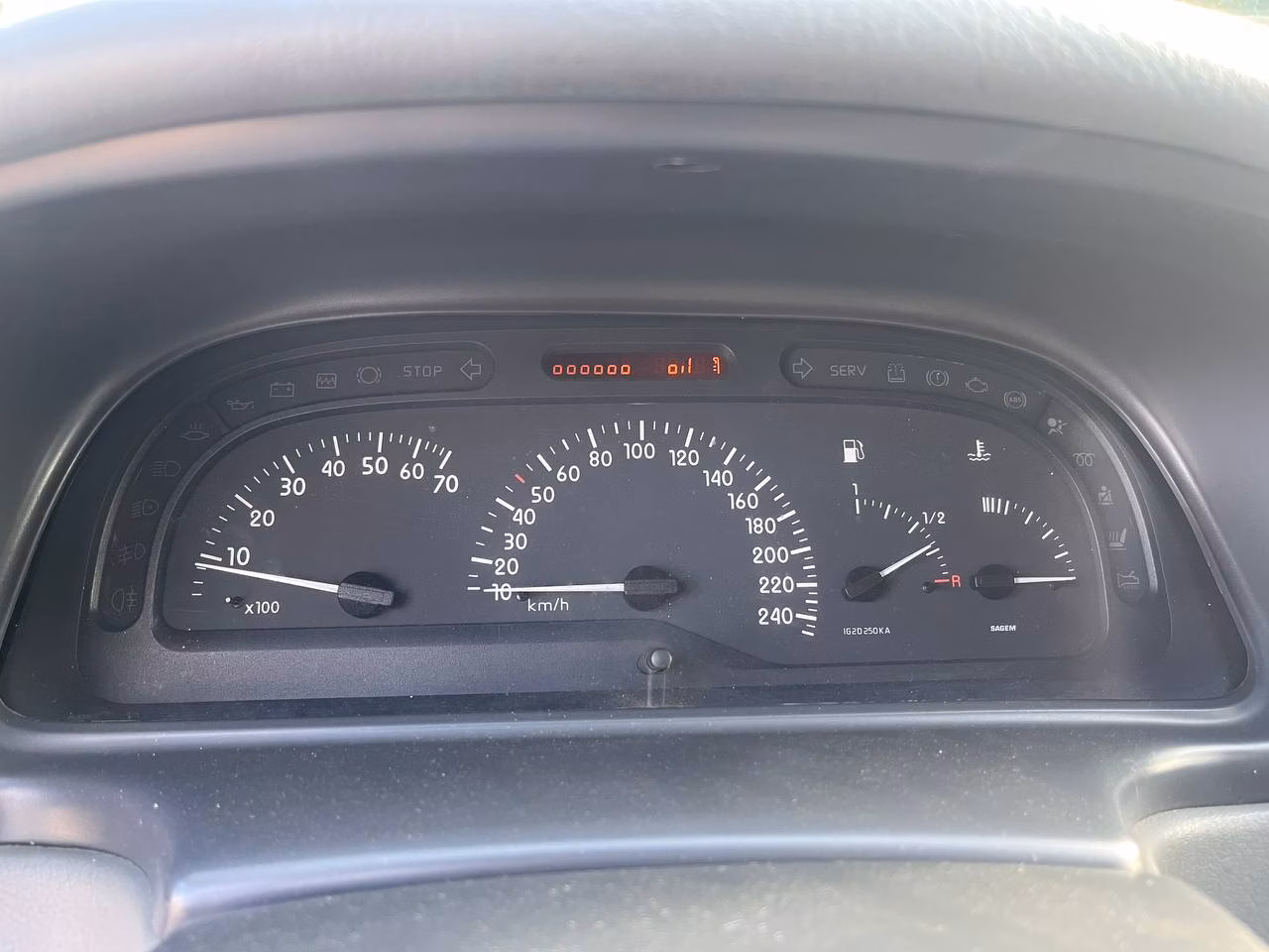 Renault Laguna фото 12
