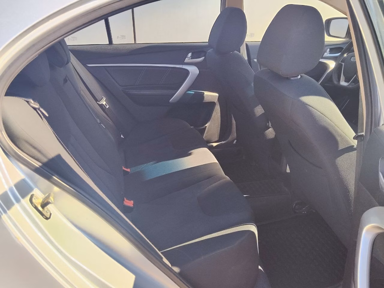 Geely Emgrand фото 11