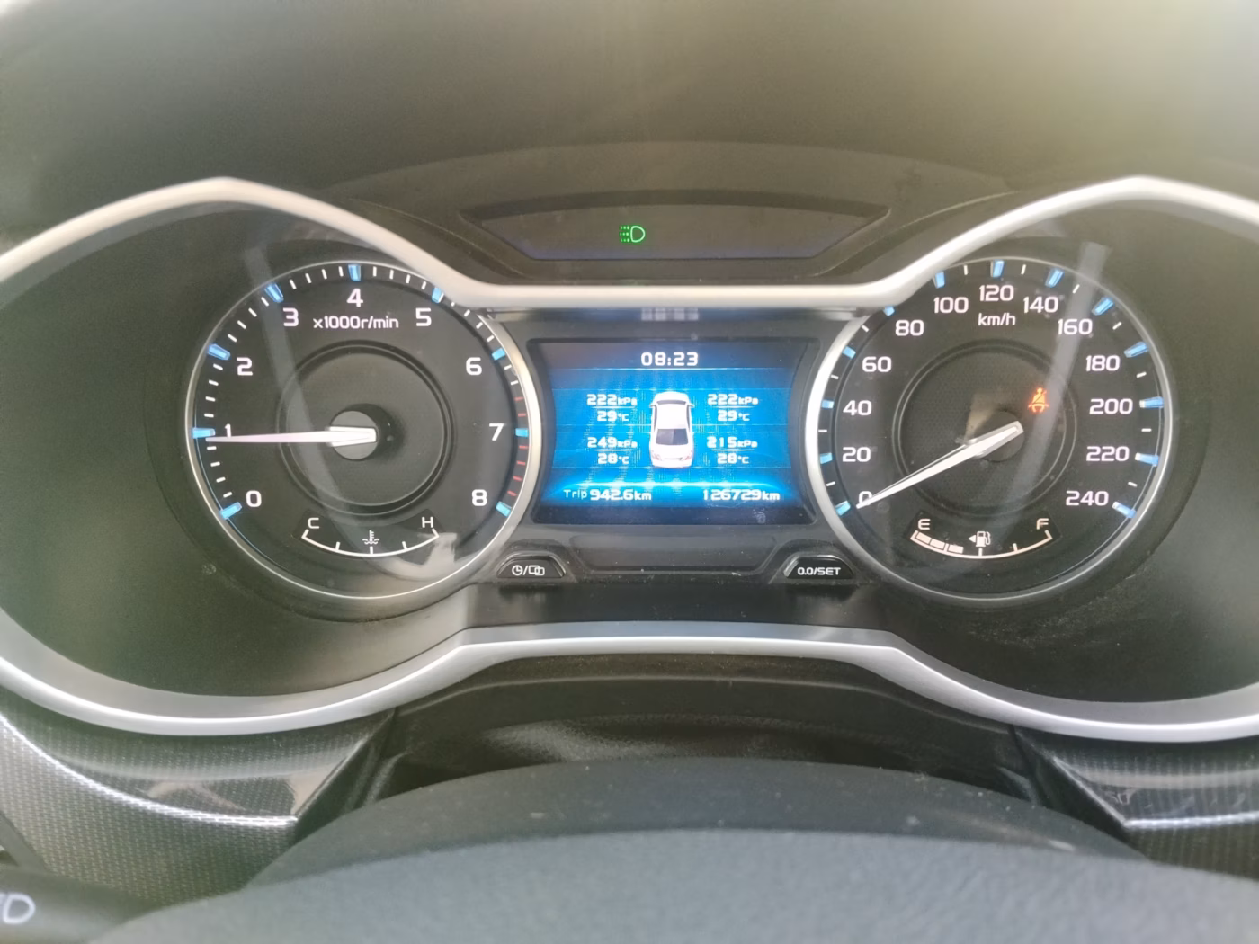 Geely Emgrand фото 15