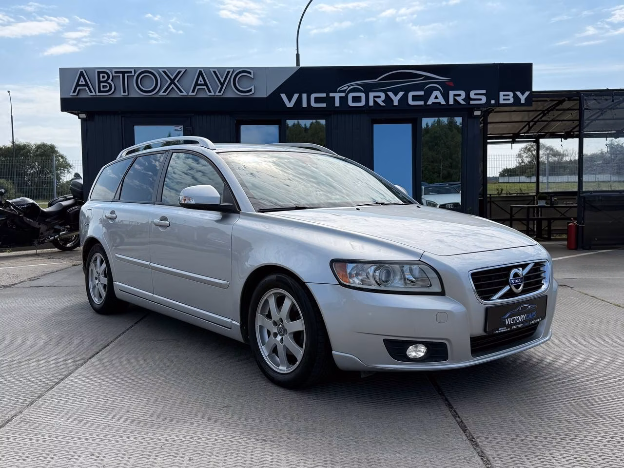 Volvo V50 фото 3