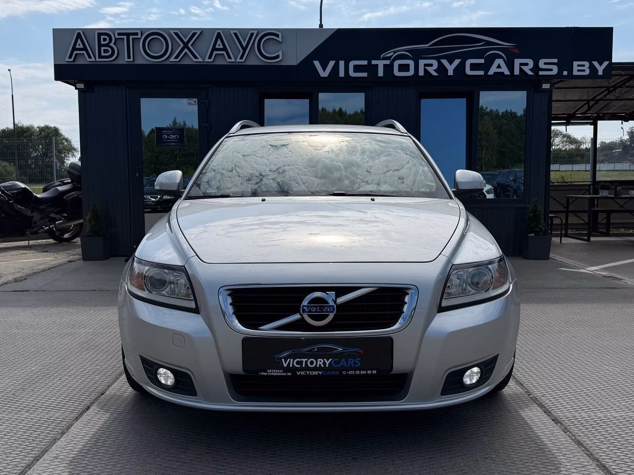 Volvo V50 фото 2