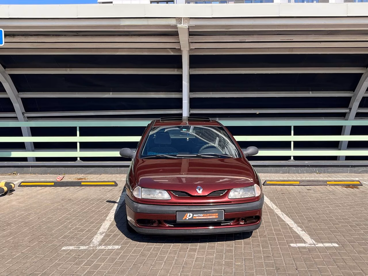 Renault Laguna фото 2