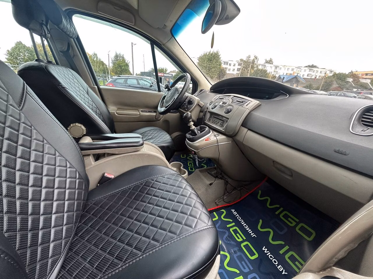 Renault Grand Scenic фото 9