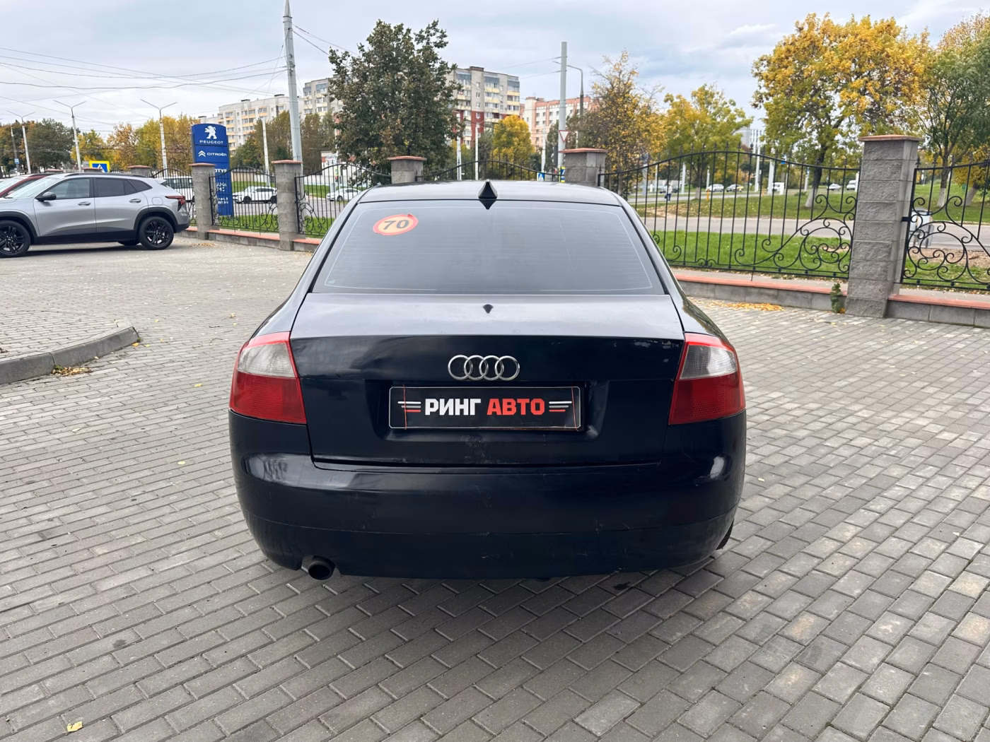 Audi A4 фото 6