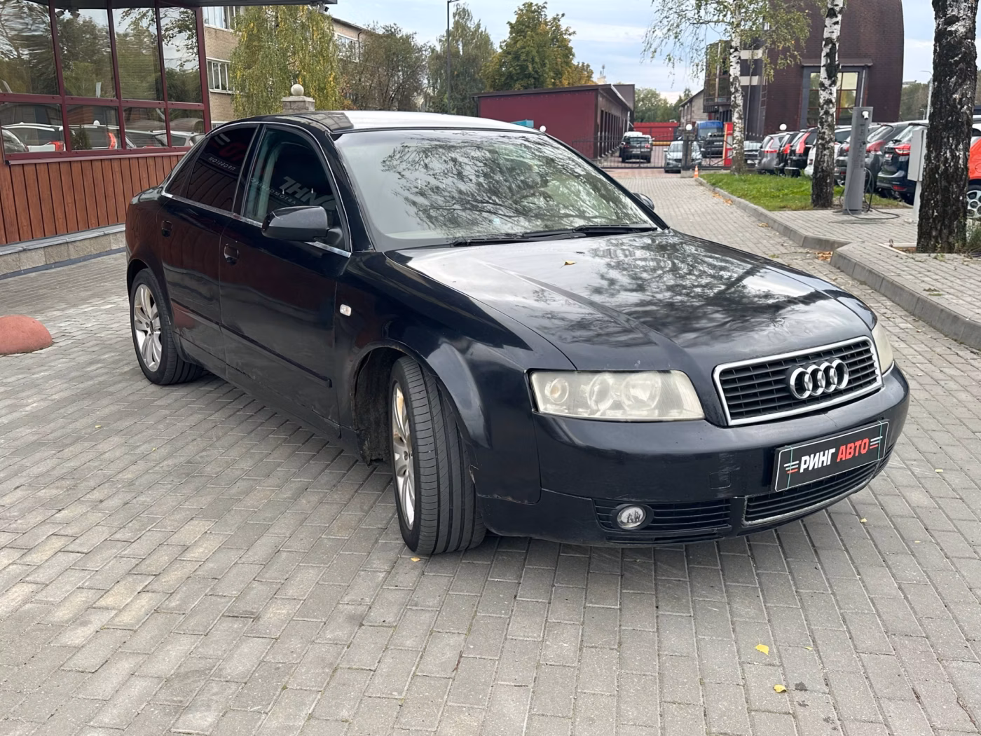 Audi A4 фото 3