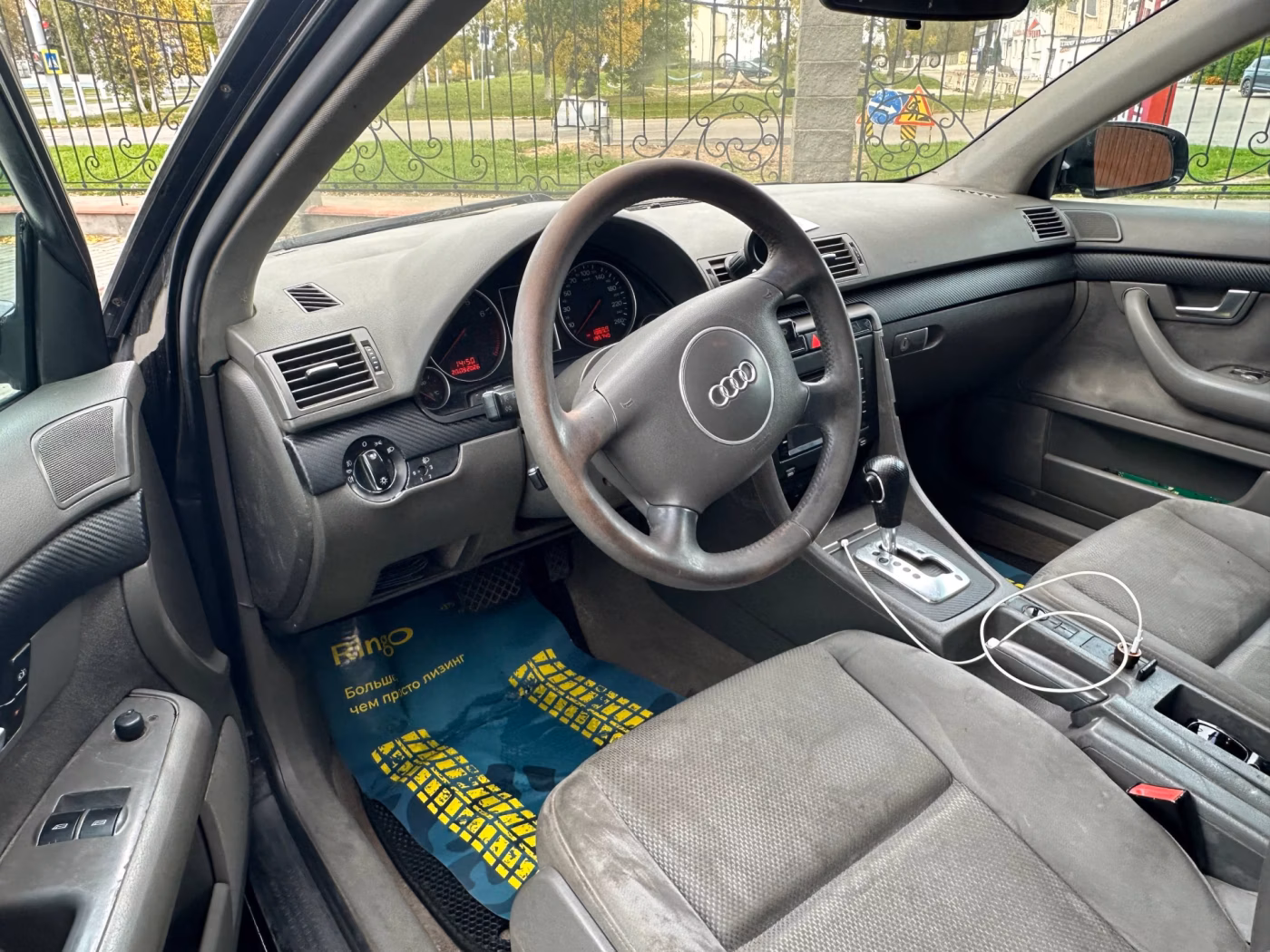 Audi A4 фото 9