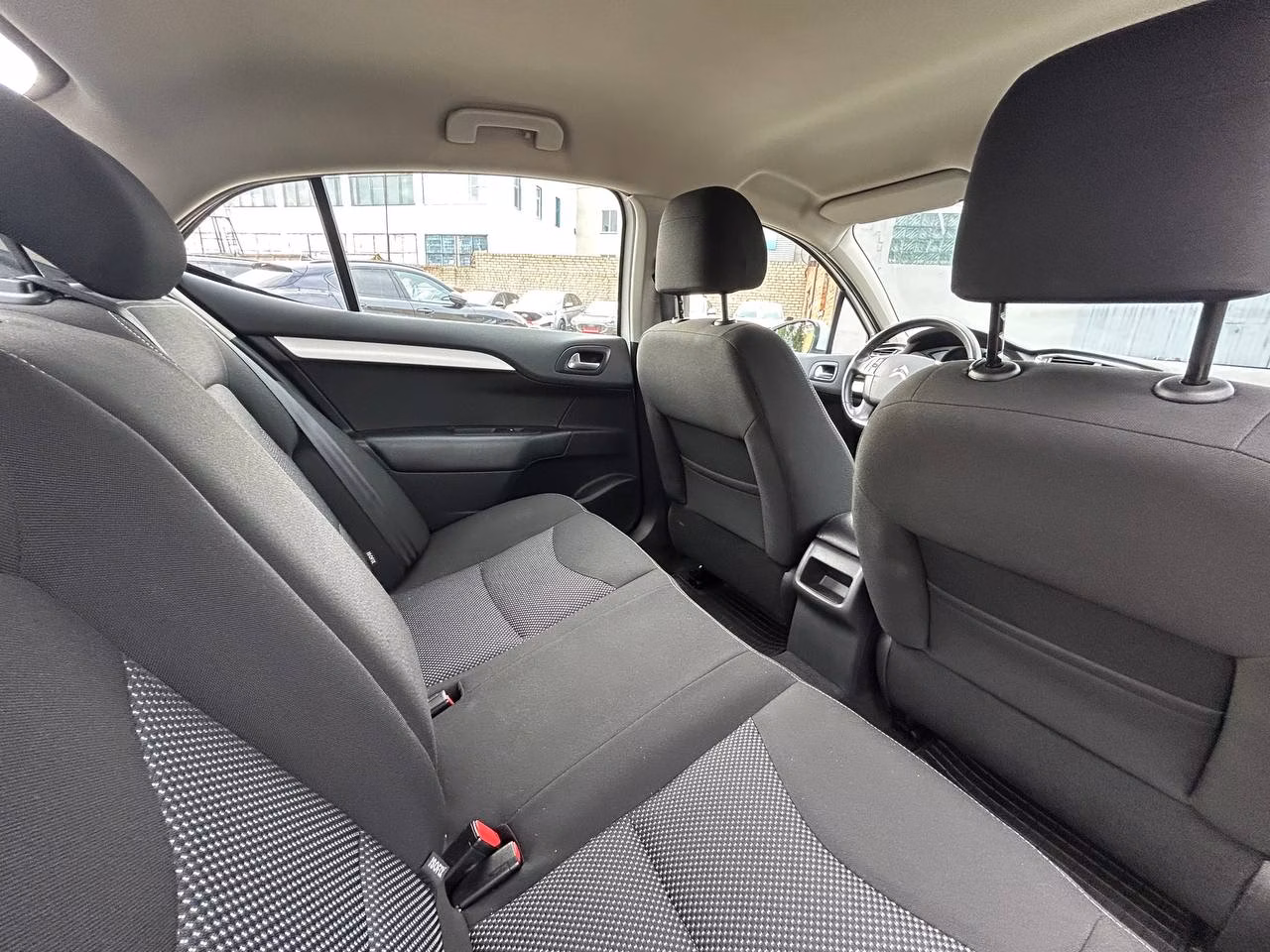 Citroen C4 фото 13