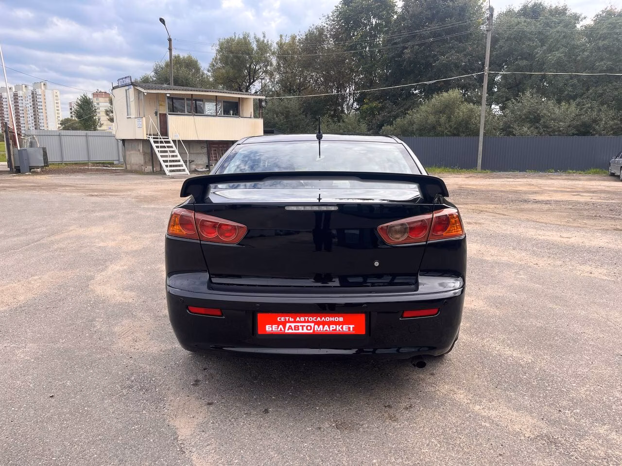 Mitsubishi Lancer фото 6