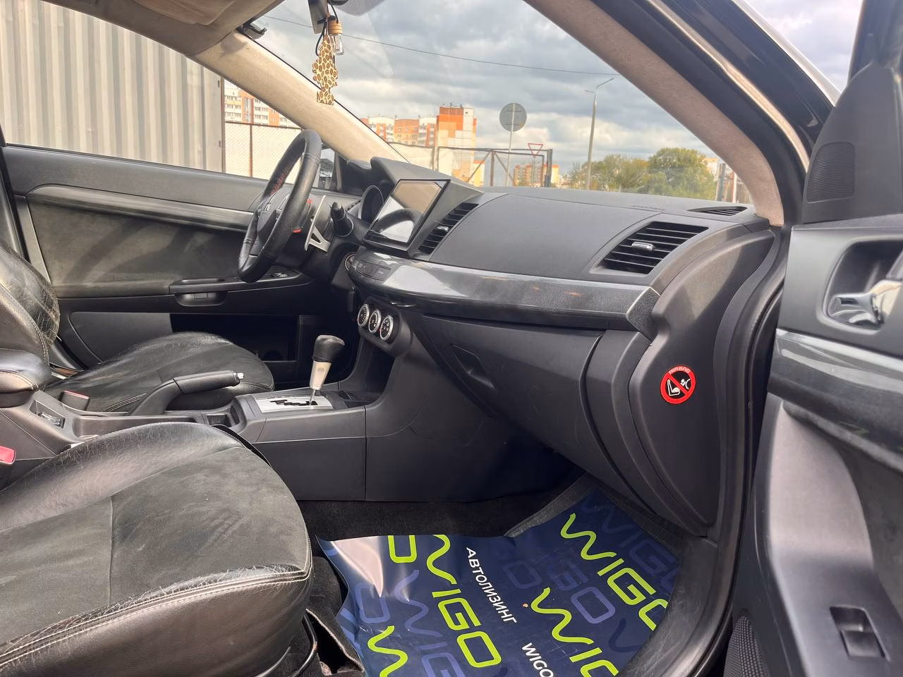 Mitsubishi Lancer фото 19