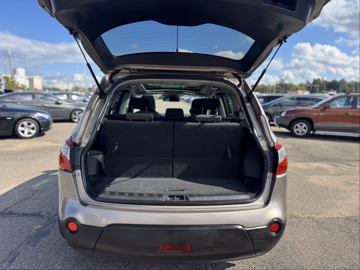 Nissan Qashqai+2 фото 10
