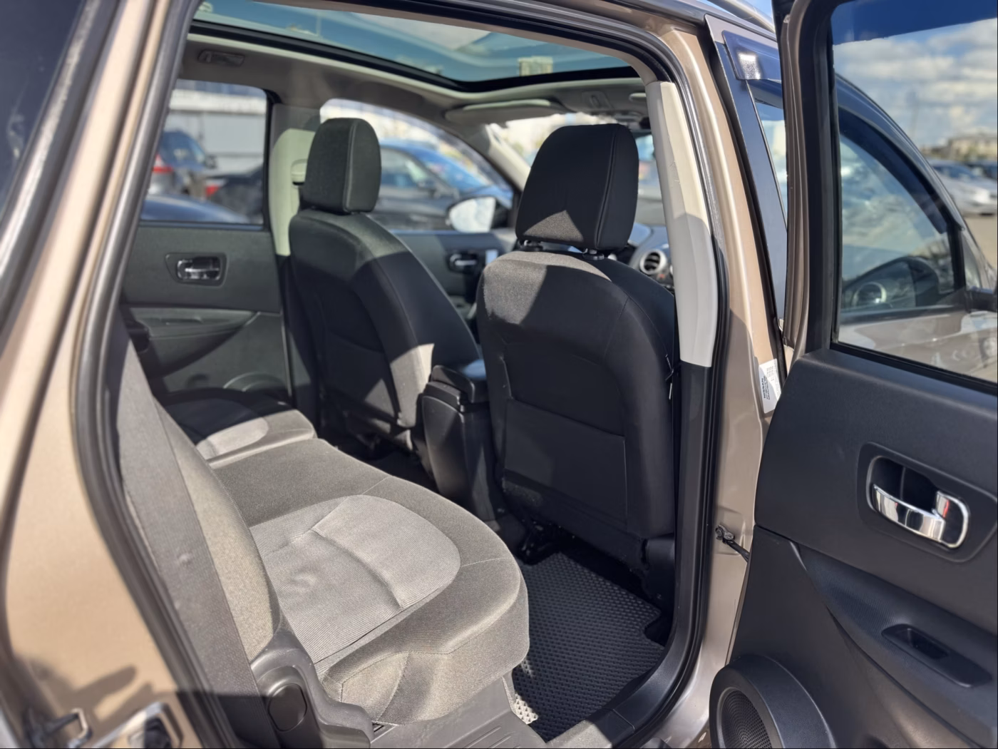 Nissan Qashqai+2 фото 16