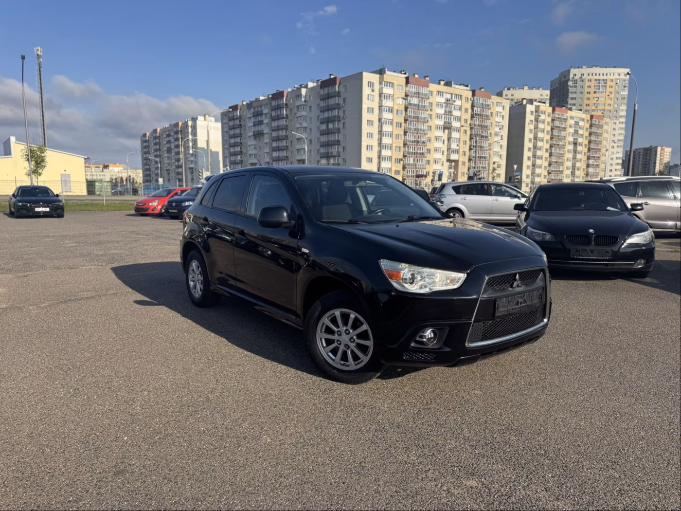 Mitsubishi Outlander Sport фото 2