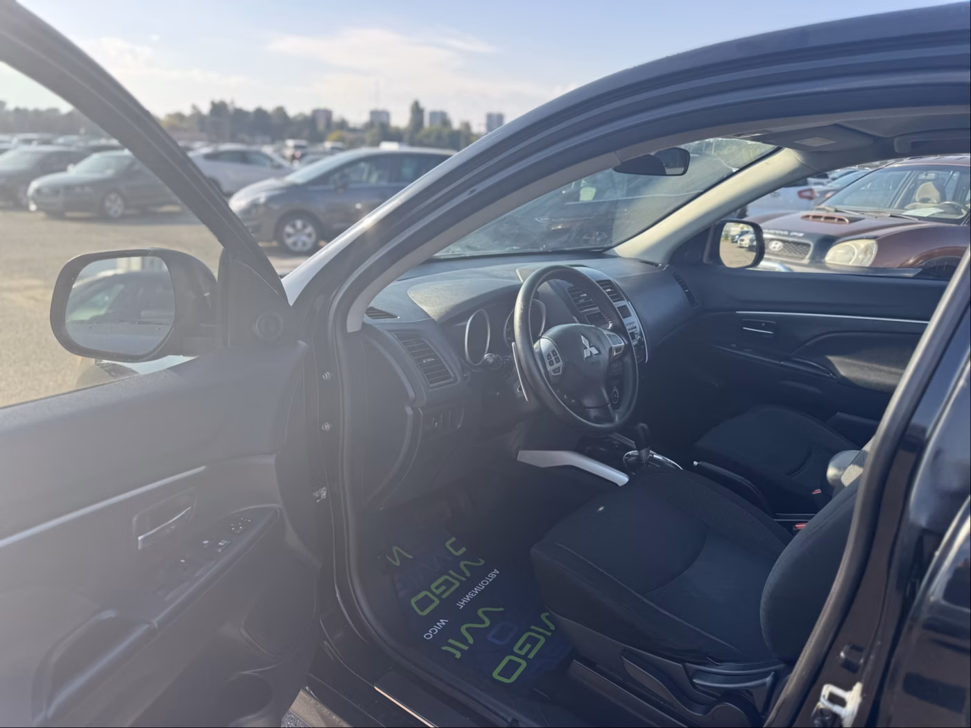 Mitsubishi Outlander Sport фото 18