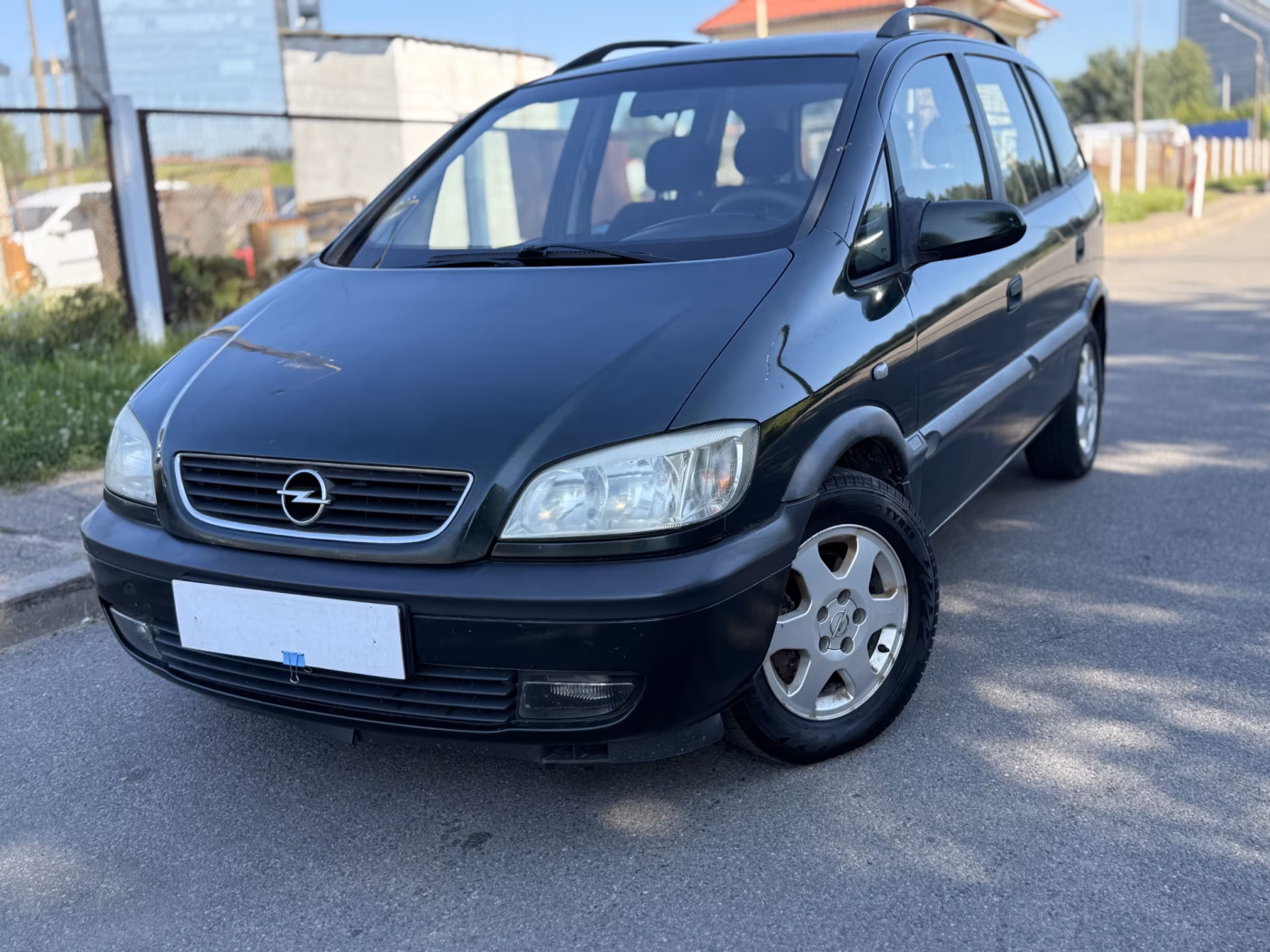 Opel Zafira фото 7