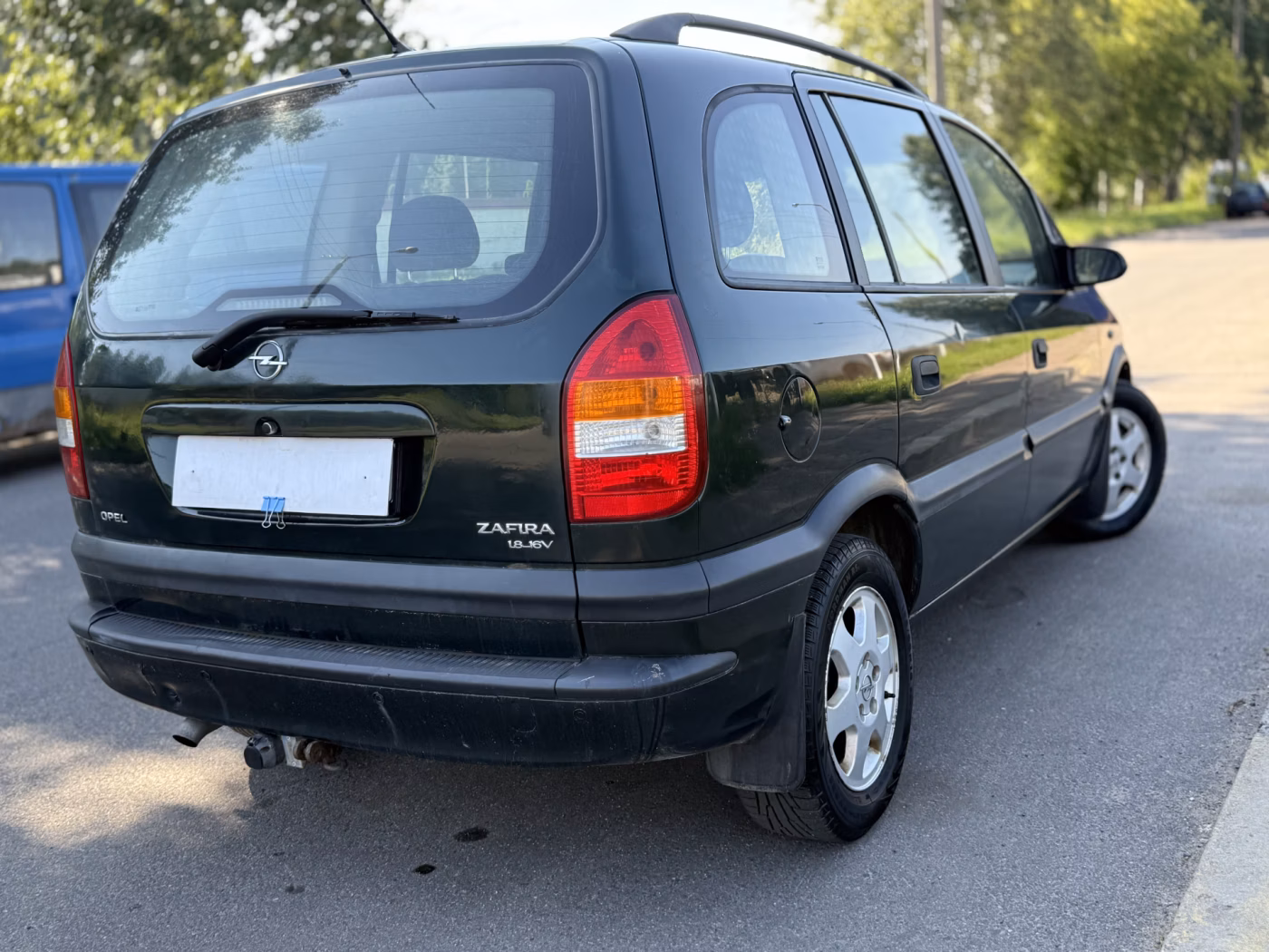 Opel Zafira фото 9