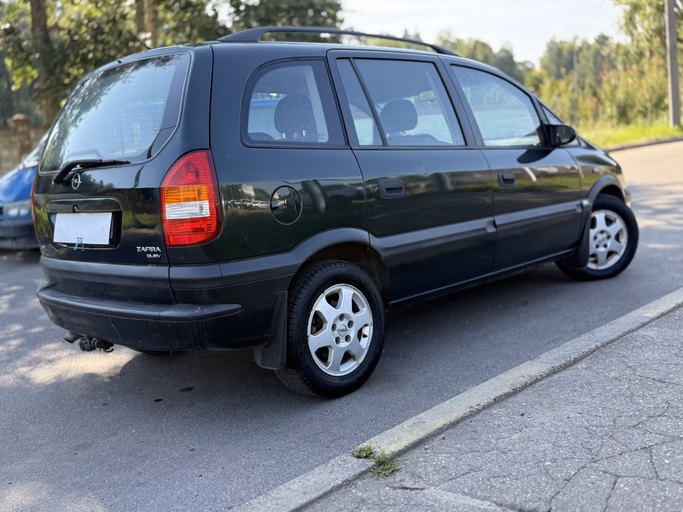 Opel Zafira фото 10