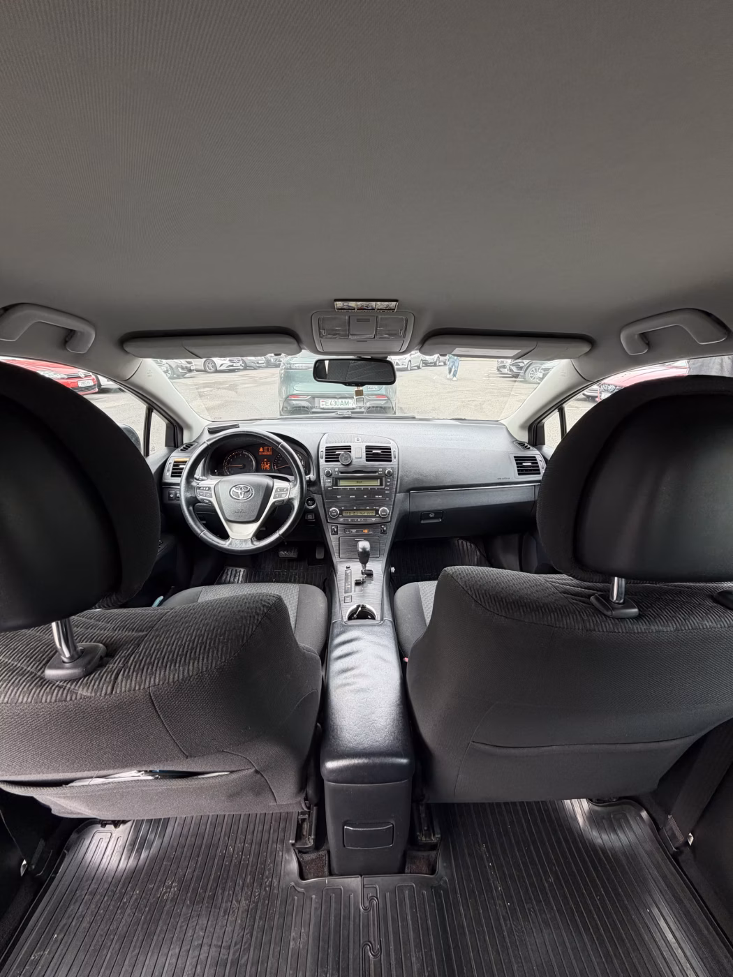 Toyota Avensis фото 16