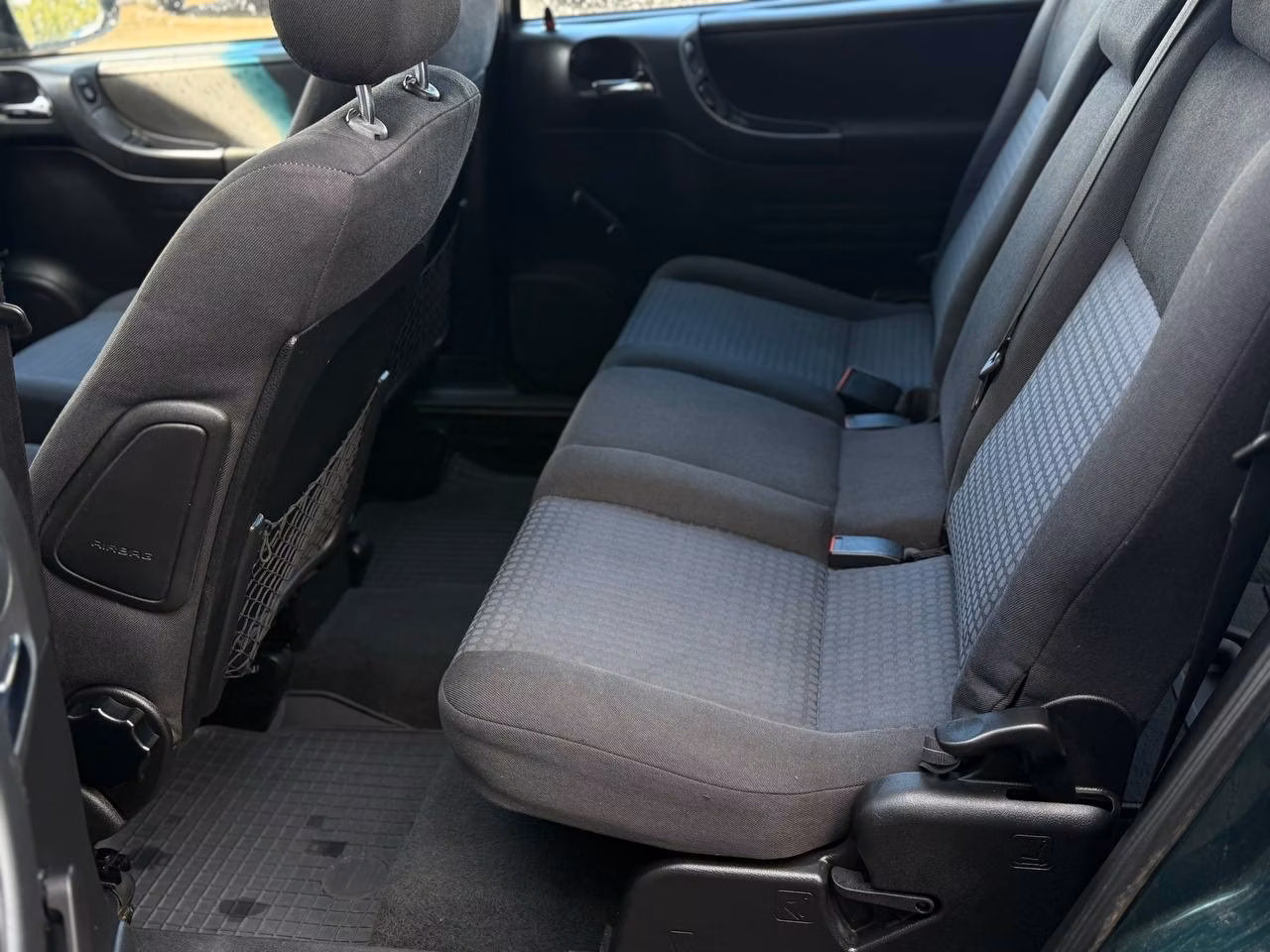 Opel Zafira фото 13