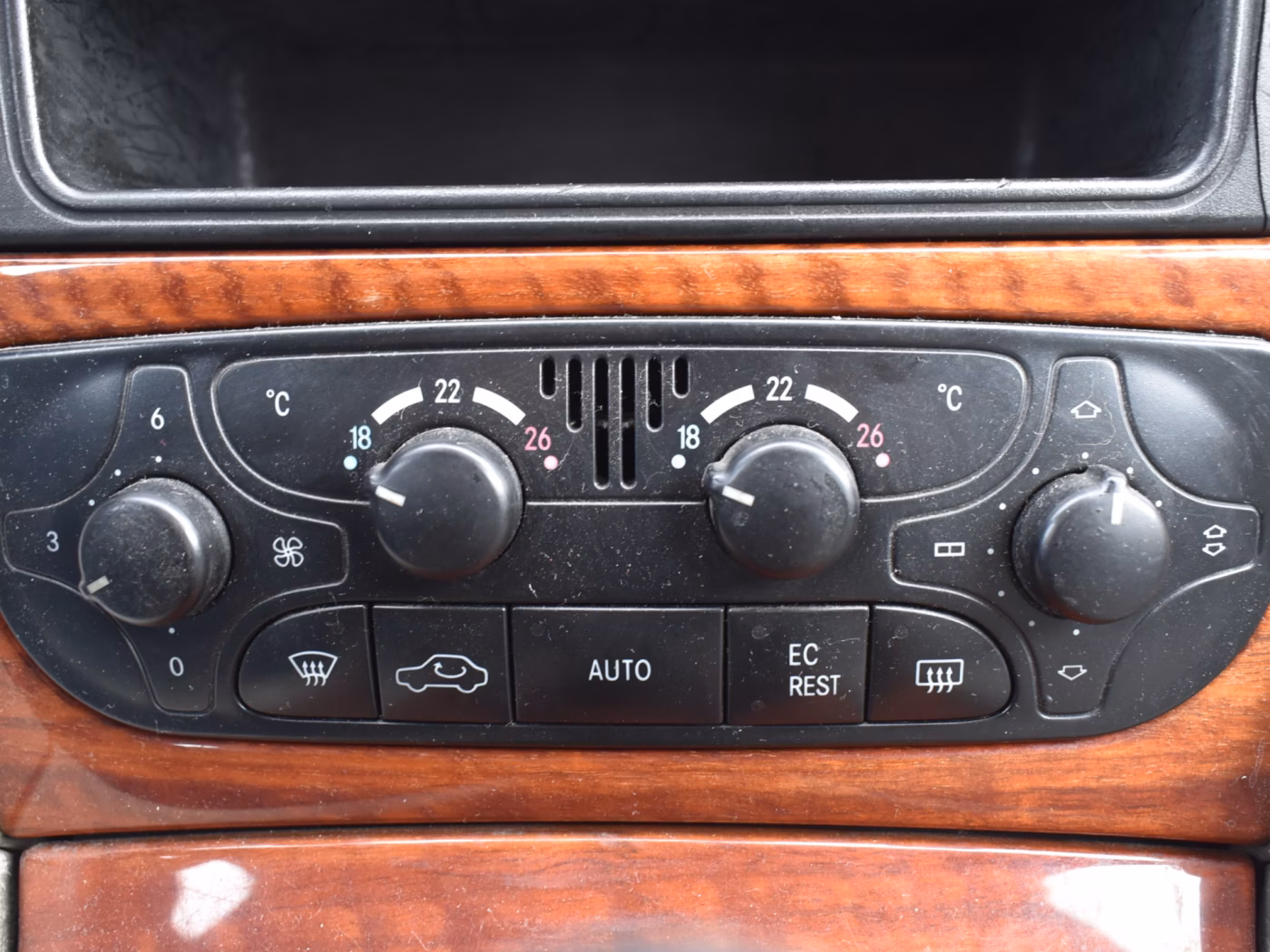 Mercedes-Benz C-Класс фото 20
