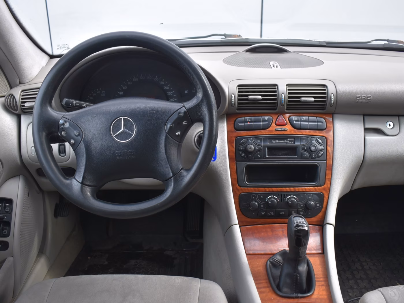 Mercedes-Benz C-Класс фото 9