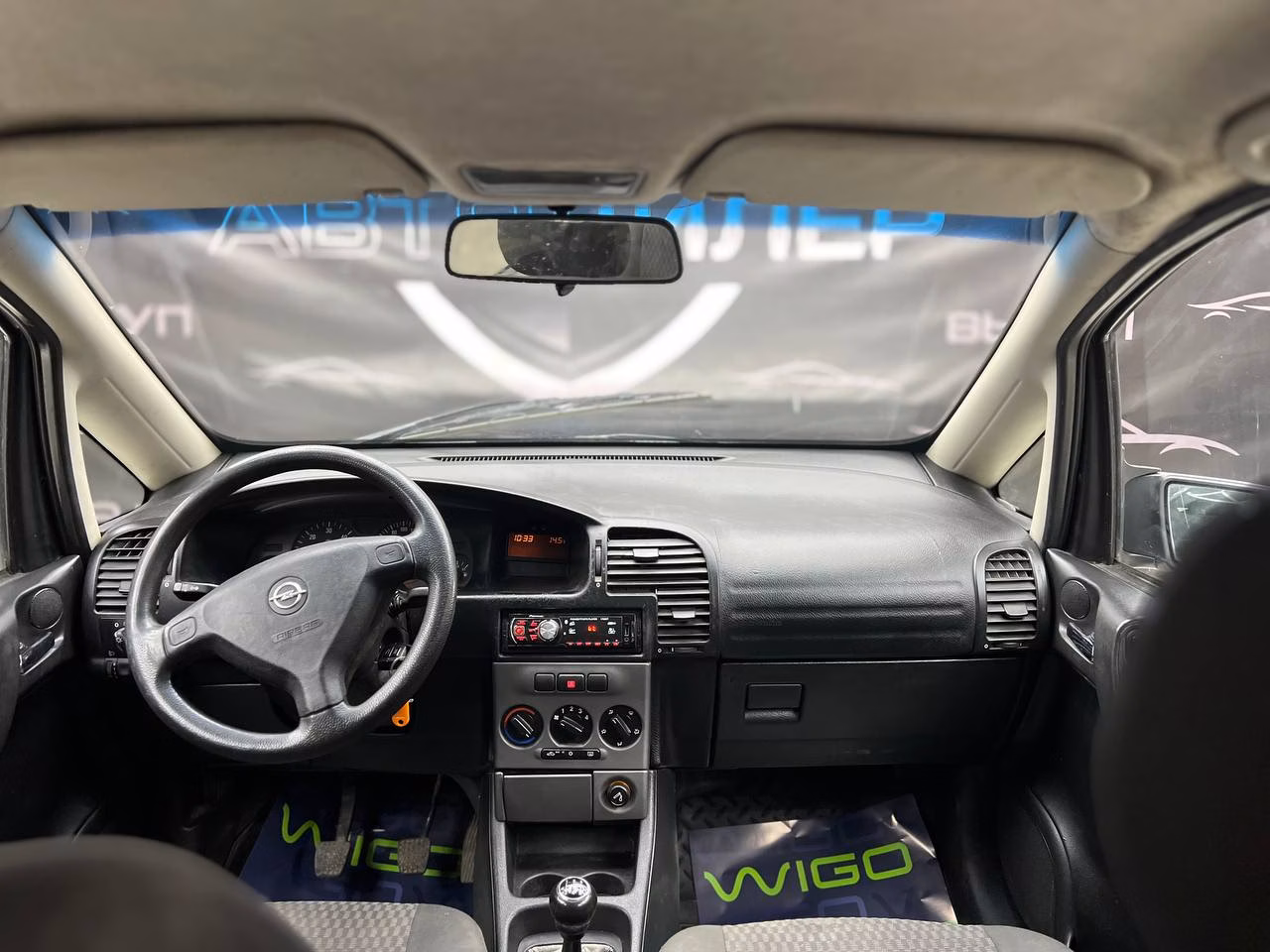 Opel Zafira фото 10