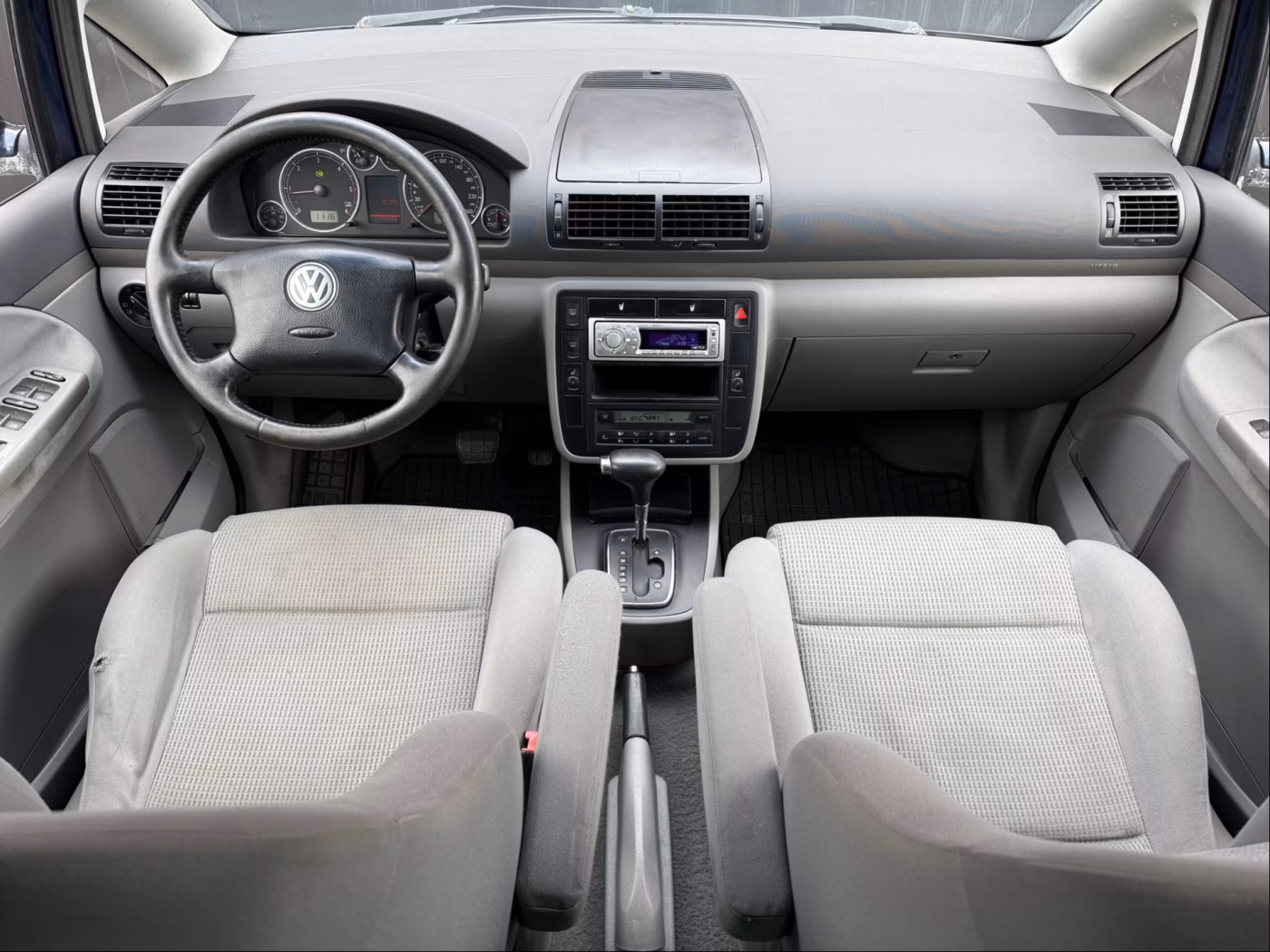 Volkswagen Sharan фото 8