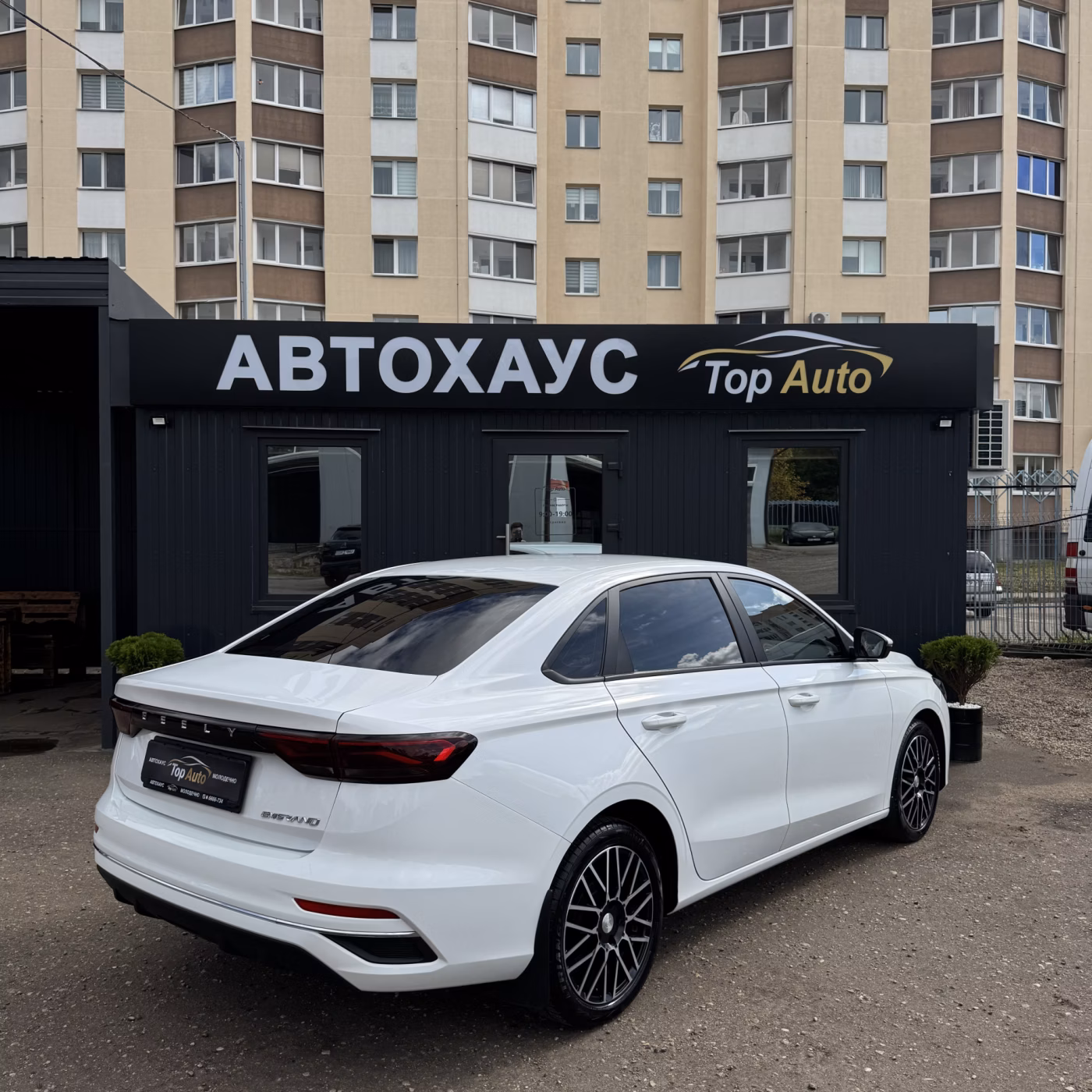 Geely Emgrand фото 4