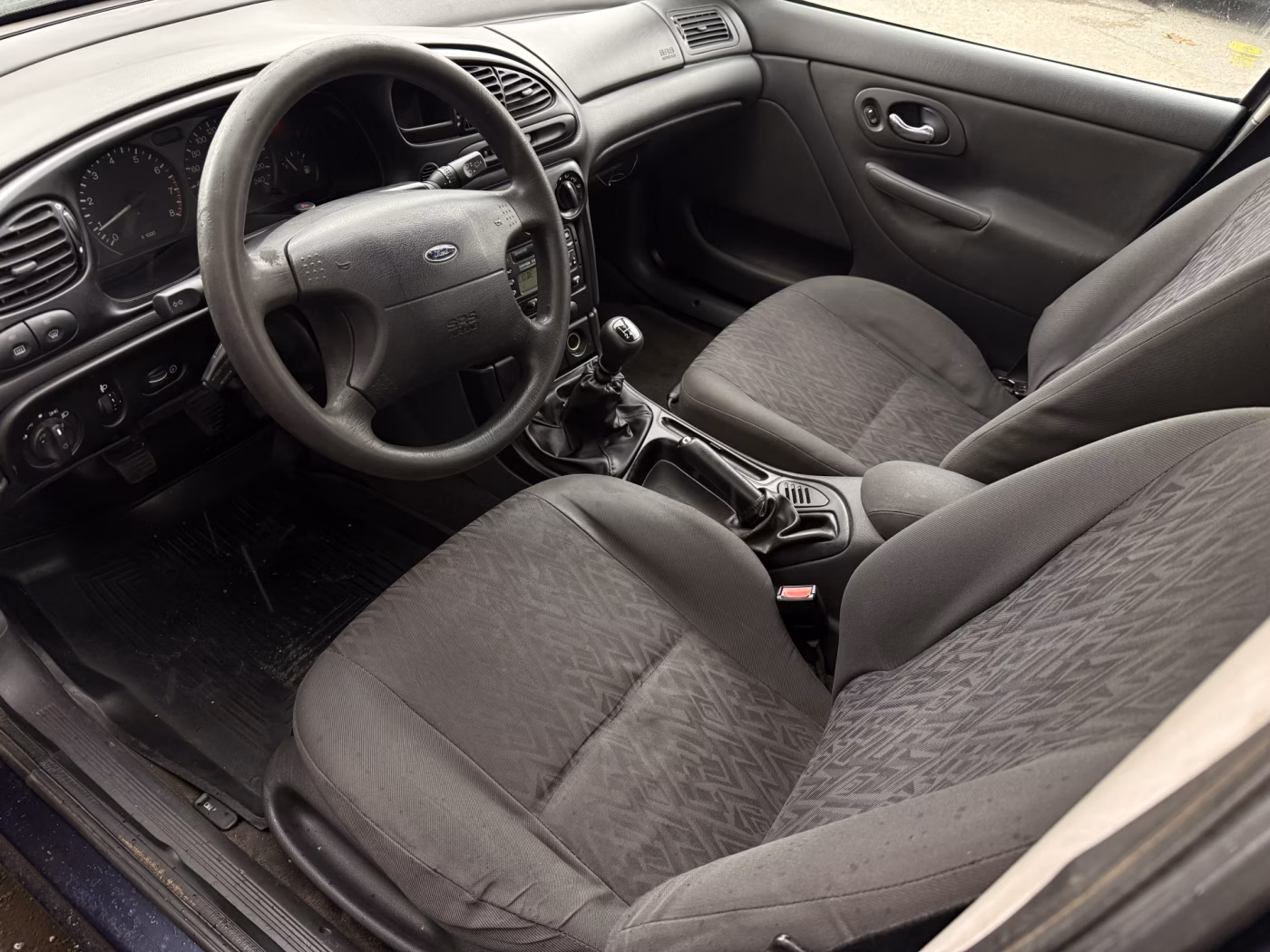 Ford Mondeo фото 6
