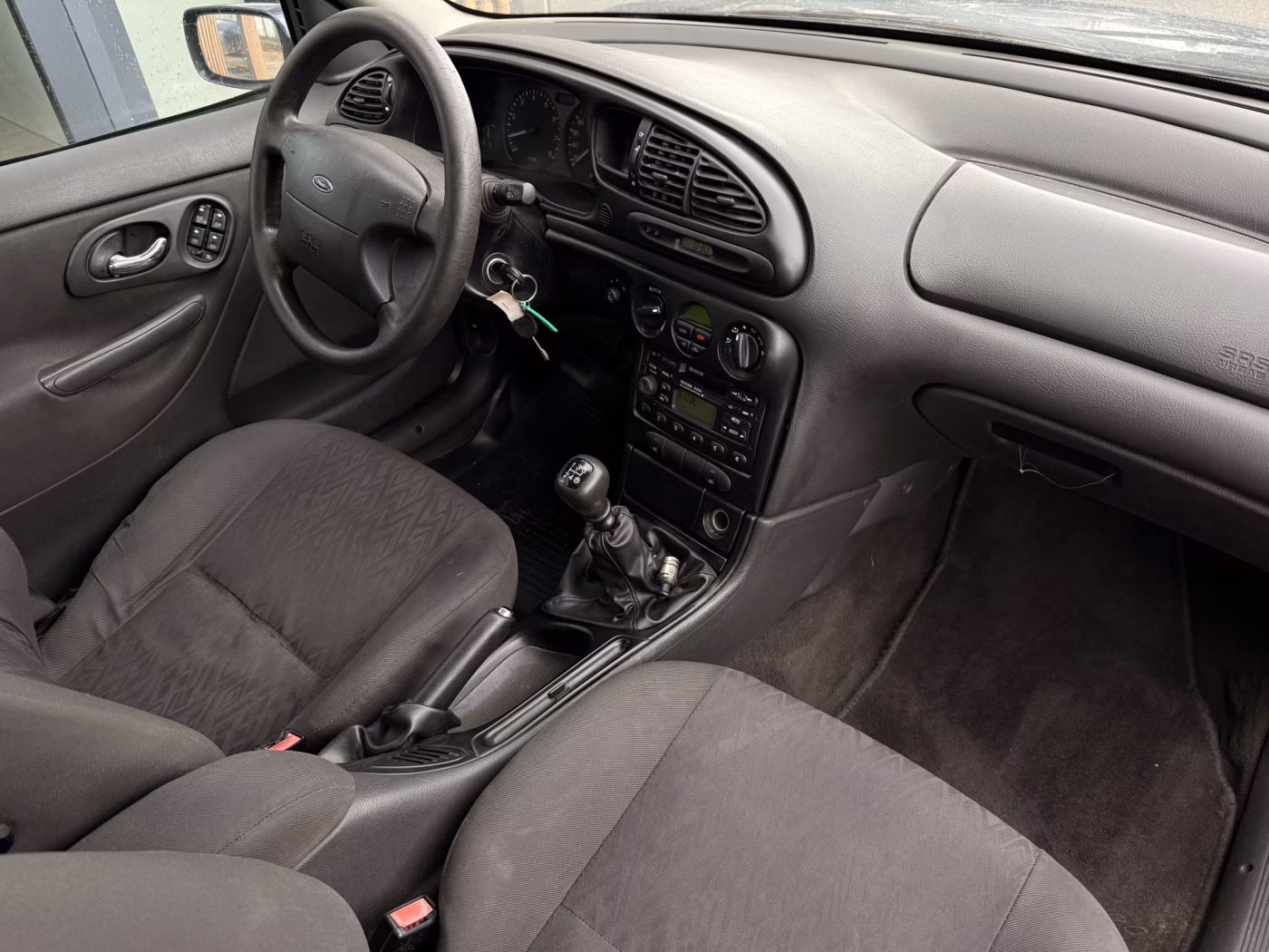 Ford Mondeo фото 9