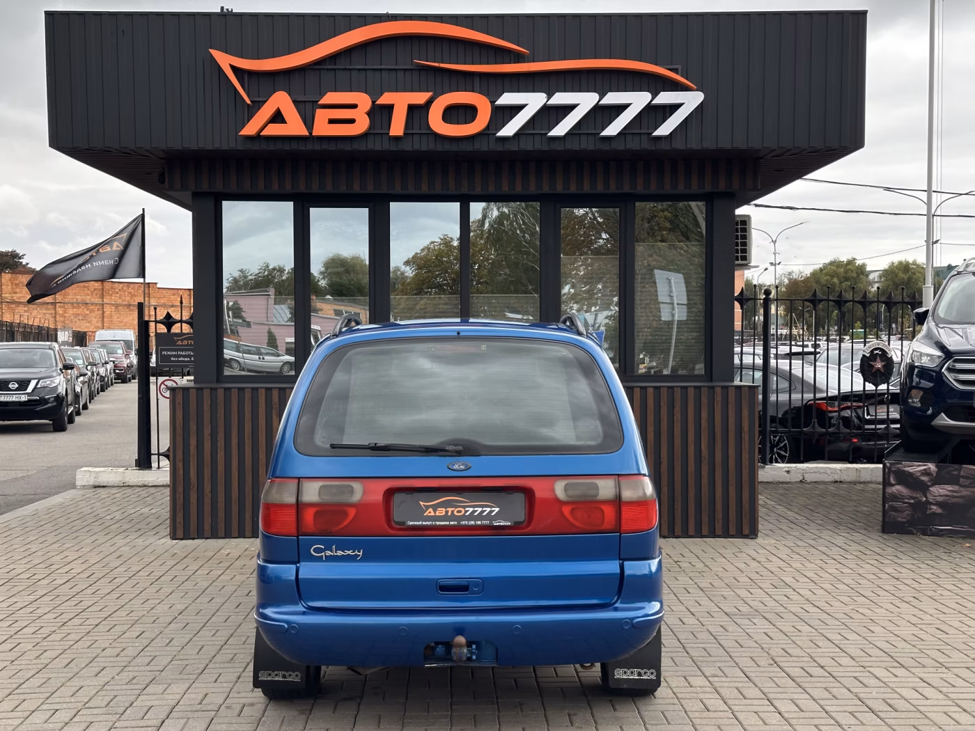 Ford Galaxy фото 3