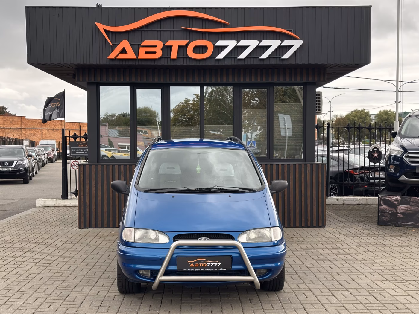 Ford Galaxy фото 6