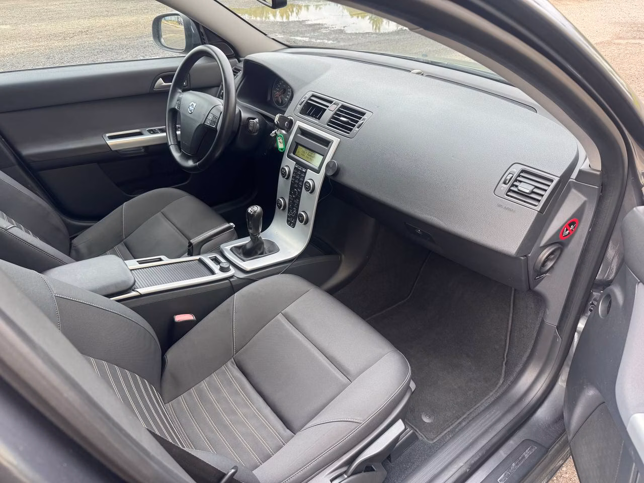 Volvo V50 фото 14