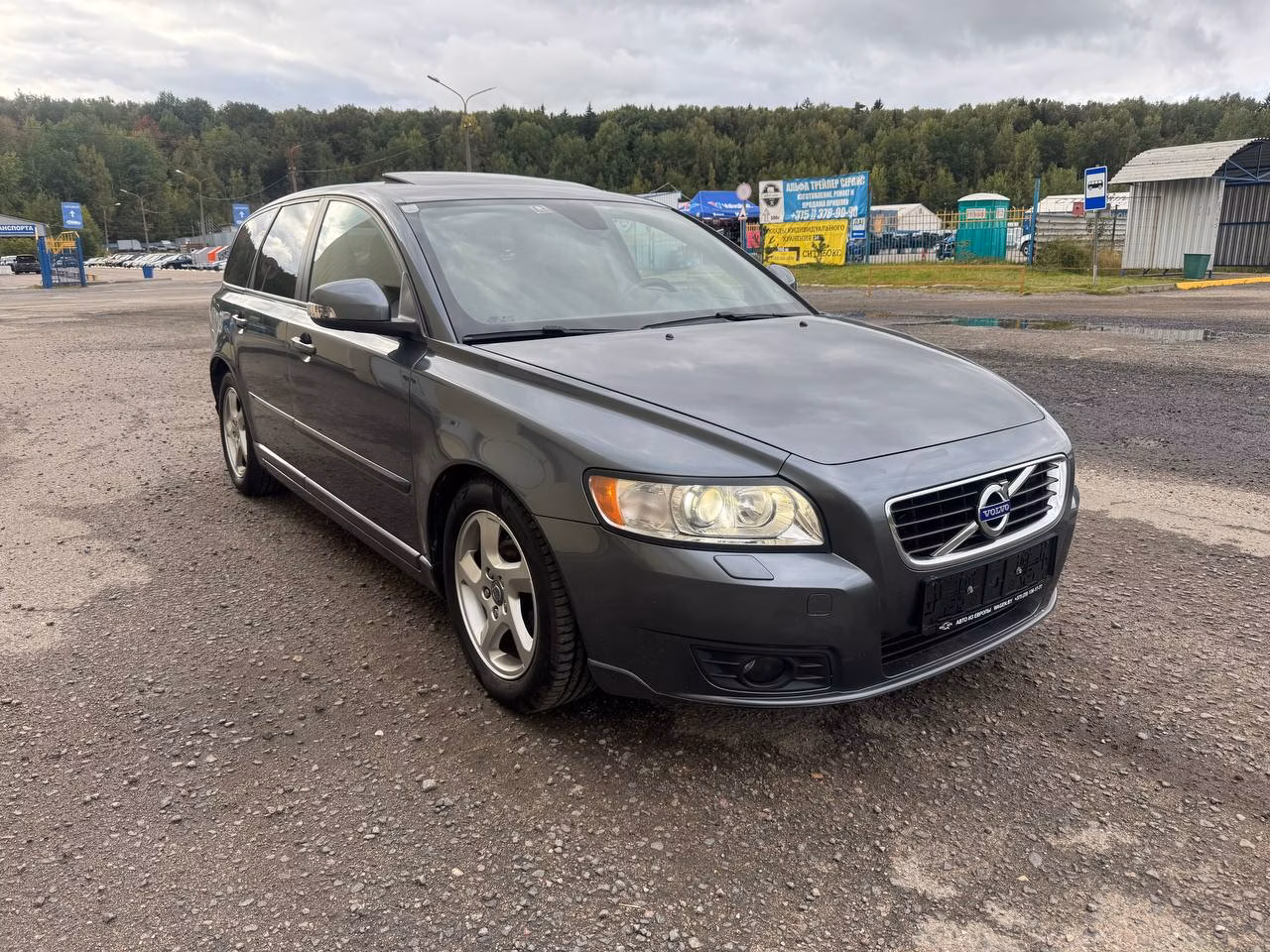 Volvo V50 фото 3